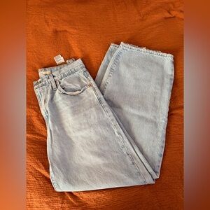 NWOT Women’s 26 barrel Levi's Denim Jeans